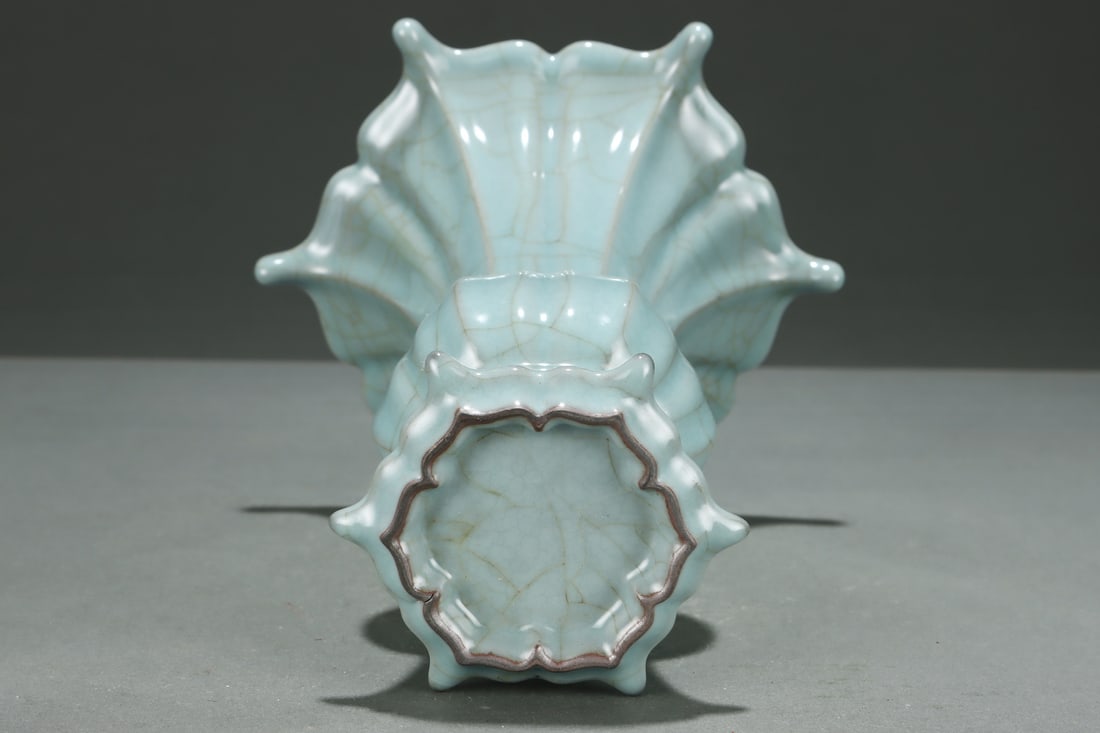 Song Dynasty Guan Kiln Porcelain Hua Gu w Box - 9