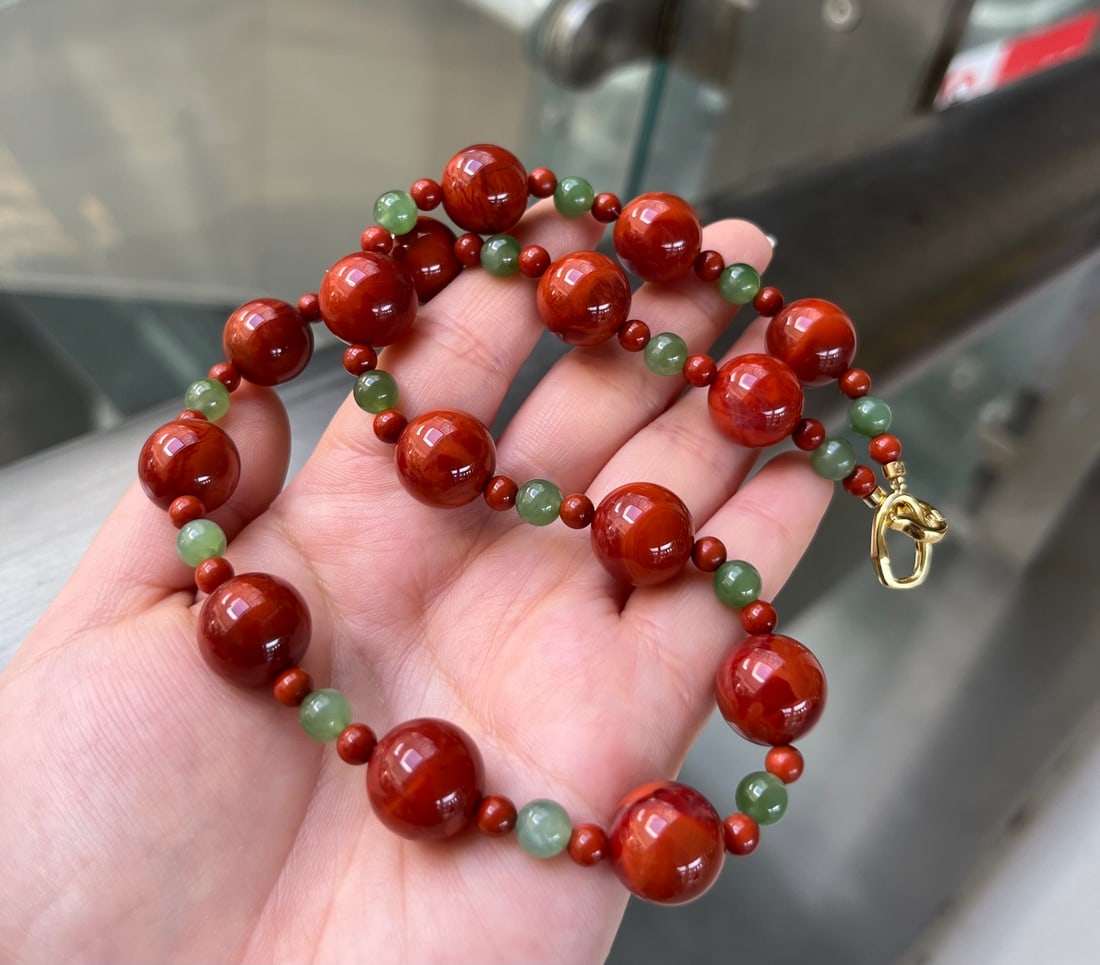 Natural Nanhong Agate & Green Hetian Jade Necklace with Certificate: Title: Old Hetian Jade Dragon Pendant Date/Period: After2152 Origin: Chinese Dimension: 59x80x25(mm) 2.32x3.15x0.98(inches) Weight 0.35 lbs/157g Materials: Hetian Jade Reserve: $499.00 Shipping: