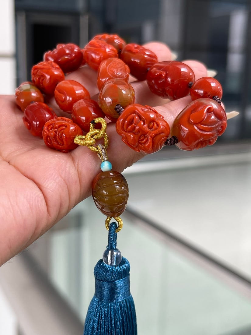 Natural Nanhong Agate Carved Eighteen Arhat Hand Chain with Certificate - 3