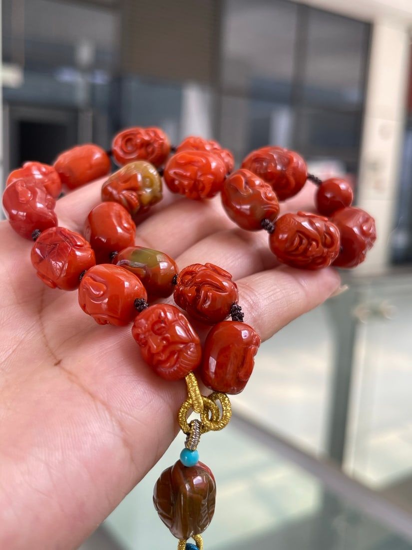Natural Nanhong Agate Carved Eighteen Arhat Hand Chain with Certificate - 4