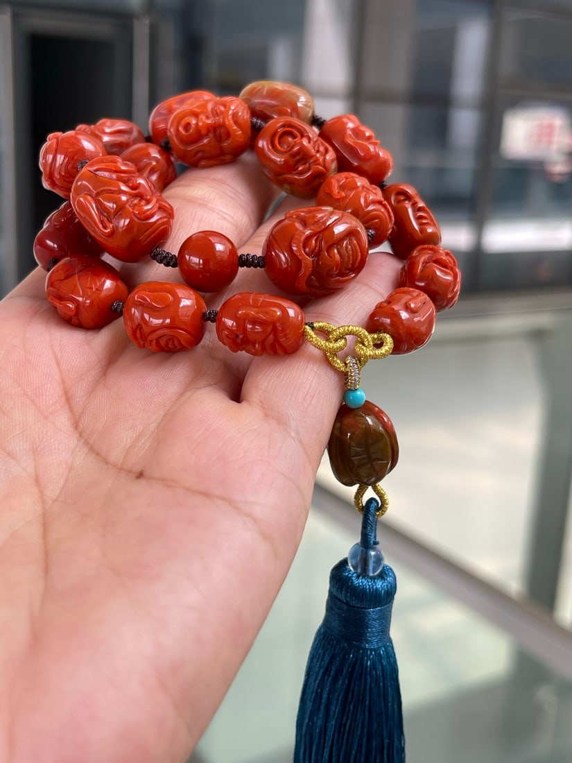 Natural Nanhong Agate Carved Eighteen Arhat Hand Chain with Certificate - 5