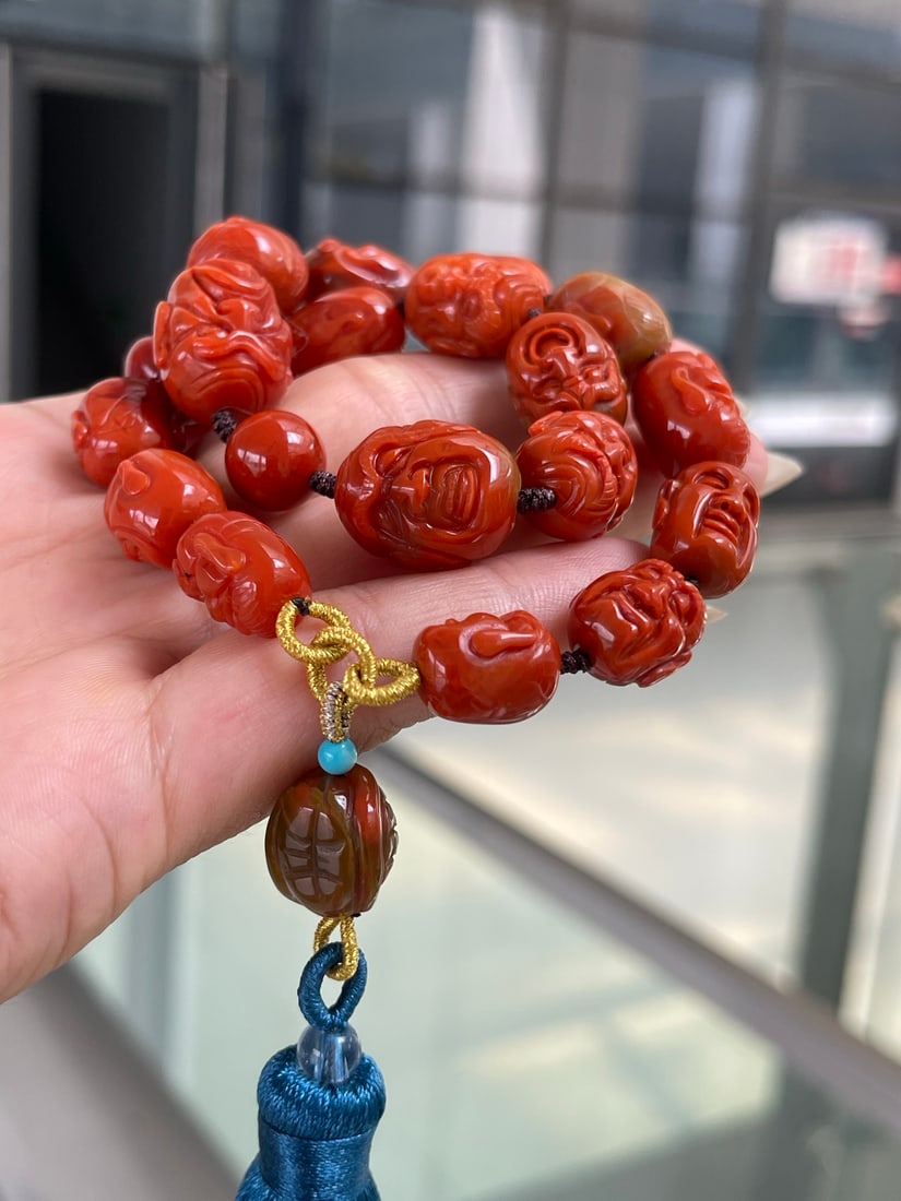 Natural Nanhong Agate Carved Eighteen Arhat Hand Chain with Certificate - 7