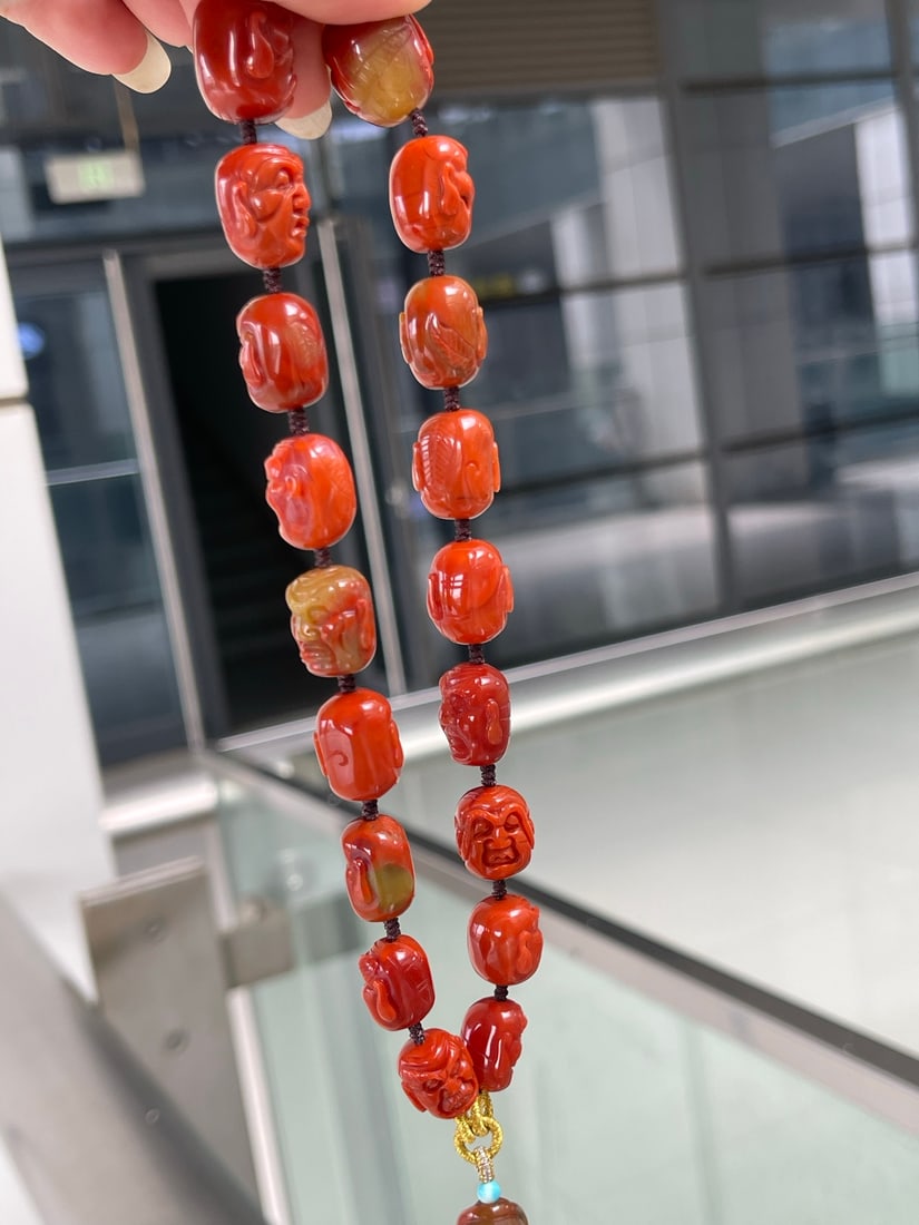 Natural Nanhong Agate Carved Eighteen Arhat Hand Chain with Certificate - 9