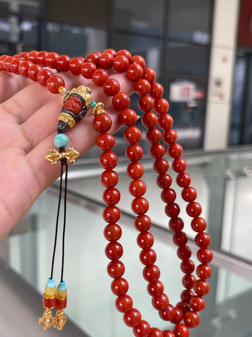 8.6mm Natural Nanhong Agate Necklace with Certificate: Title: Old Hetian Jade Dragon Pendant Date/Period: After2154 Origin: Chinese Dimension: 59x80x25(mm) 2.32x3.15x0.98(inches) Weight 0.35 lbs/157g Materials: Hetian Jade Reserve: $999.00 Shipping: Domes