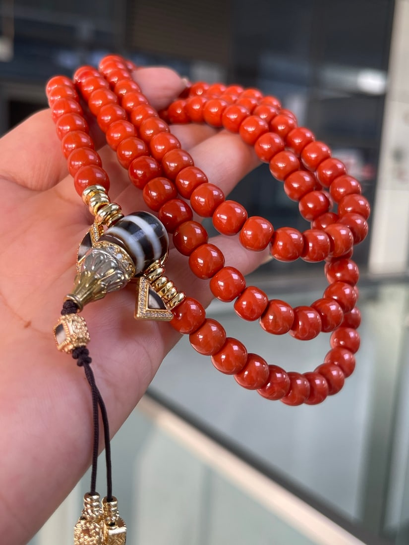 7.7mm Natural Nanhong Agate Necklace with Certificate: Title: Old Hetian Jade Dragon Pendant Date/Period: After2155 Origin: Chinese Dimension: 59x80x25(mm) 2.32x3.15x0.98(inches) Weight 0.35 lbs/157g Materials: Hetian Jade Reserve: $688.00 Shipping: Domes