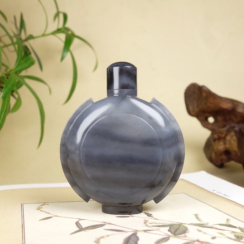 Gray Hetian Jade Snuff Bottle: Title: Old Hetian Jade Dragon Pendant Date/Period: After2164 Origin: Chinese Dimension: 59x80x25(mm) 2.32x3.15x0.98(inches) Weight 0.35 lbs/157g Materials: Hetian Jade Reserve: $1,099.00 Shipping: