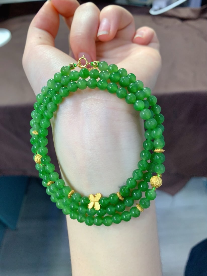 5mm Green Hetian Jade Beads Necklace: Title: Old Hetian Jade Dragon Pendant Date/Period: After2175 Origin: Chinese Dimension: 59x80x25(mm) 2.32x3.15x0.98(inches) Weight 0.35 lbs/157g Materials: Hetian Jade Reserve: $258.00 Shipping: