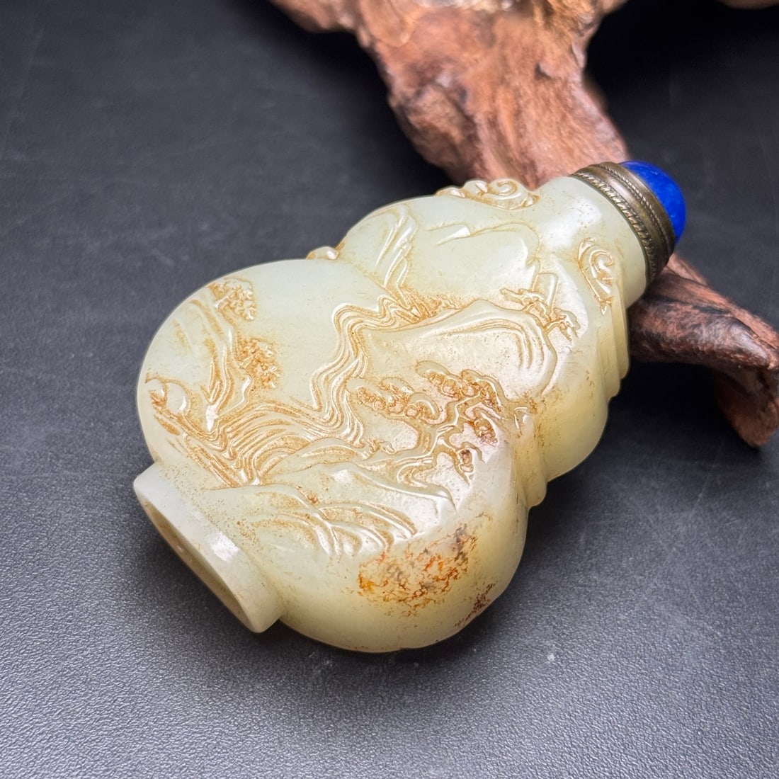 Old Hetian Jade Snuff Bottle - 4