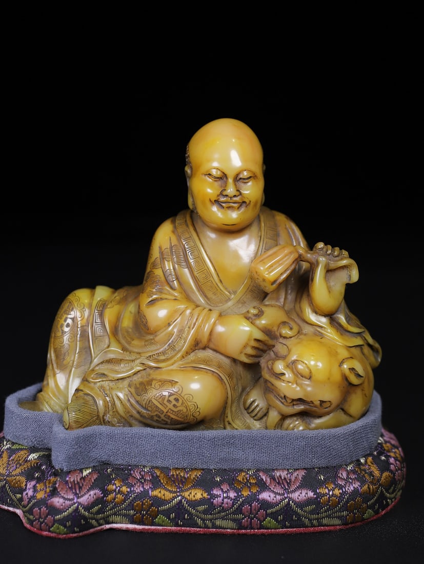 Vintage Shoushan Stone Hand-Carved Arhat Statue w Box - 2
