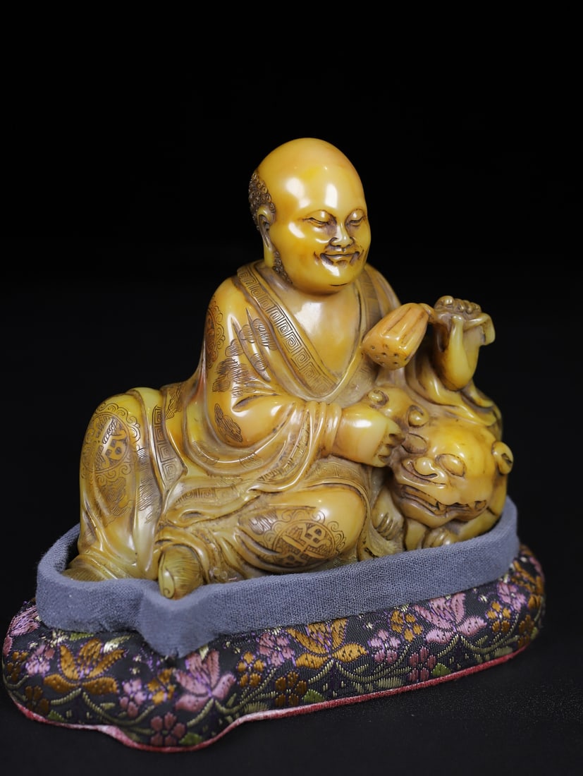 Vintage Shoushan Stone Hand-Carved Arhat Statue w Box - 3