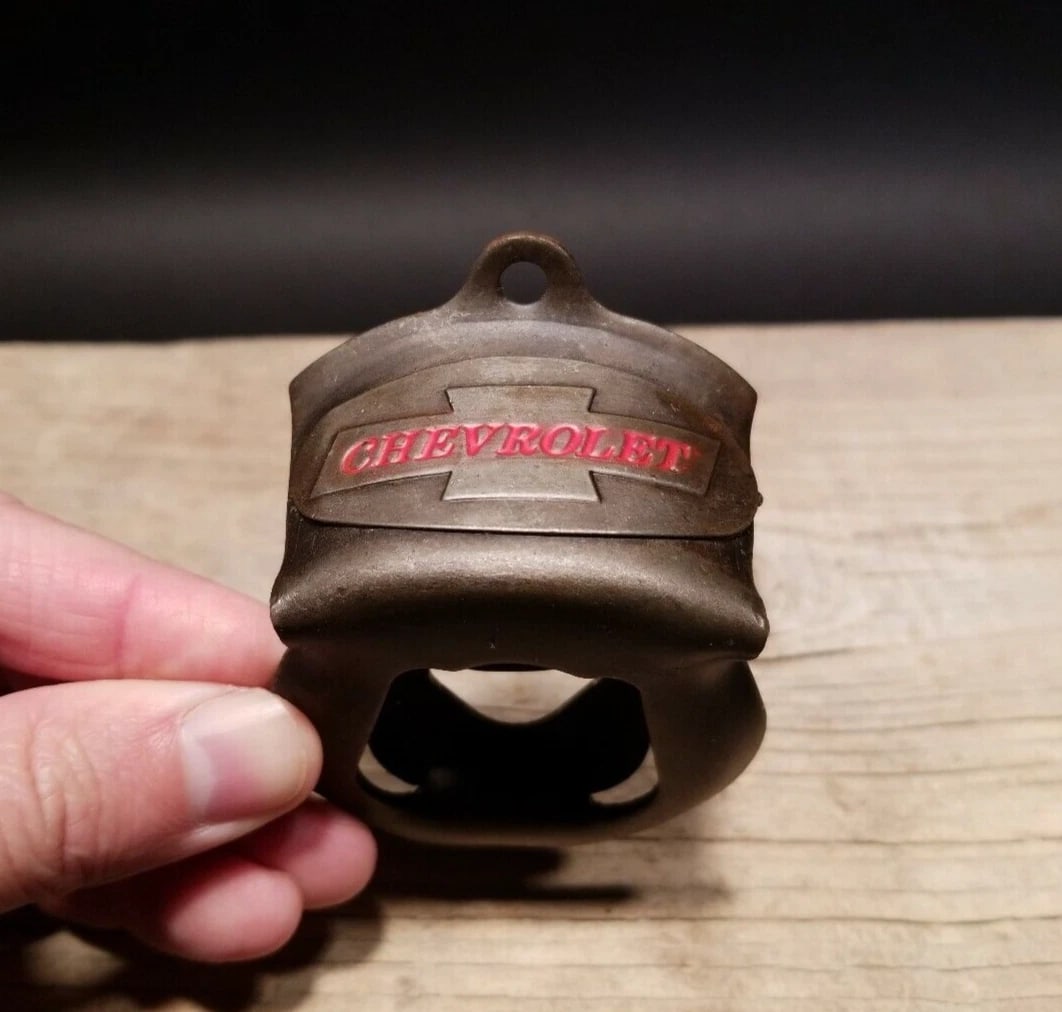 Chevy Chevrolet Beer Bottle Cap Opener: 3 1/4" tall x 2 3/8" wide Such a neat Chevrolet wall mount bottle opener! Reserve: $20.00 Shipping: Domestic: Flat-rate of $8.00 to anywhere within the contiguous U.S. International: Foreign shipping