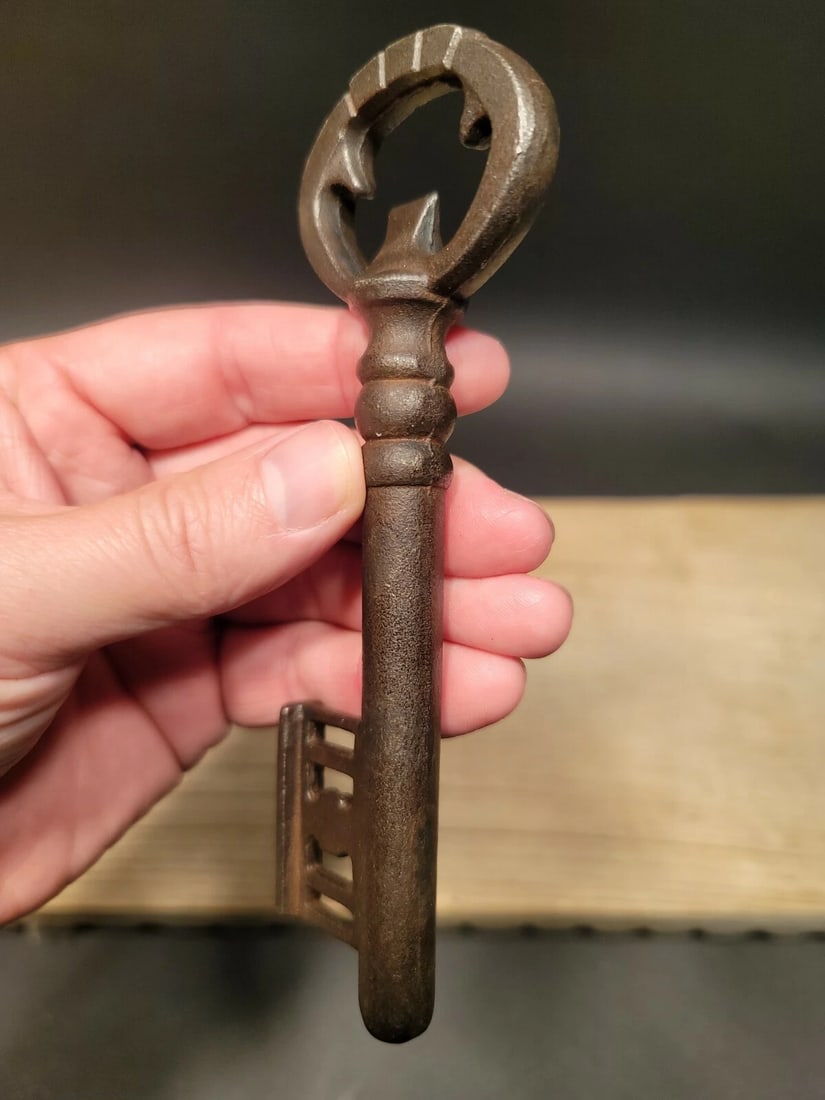 Cast Iron Large Skeleton Church Key - 12