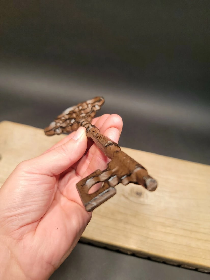 Cast Iron Large Ornate Skeleton Key - 11