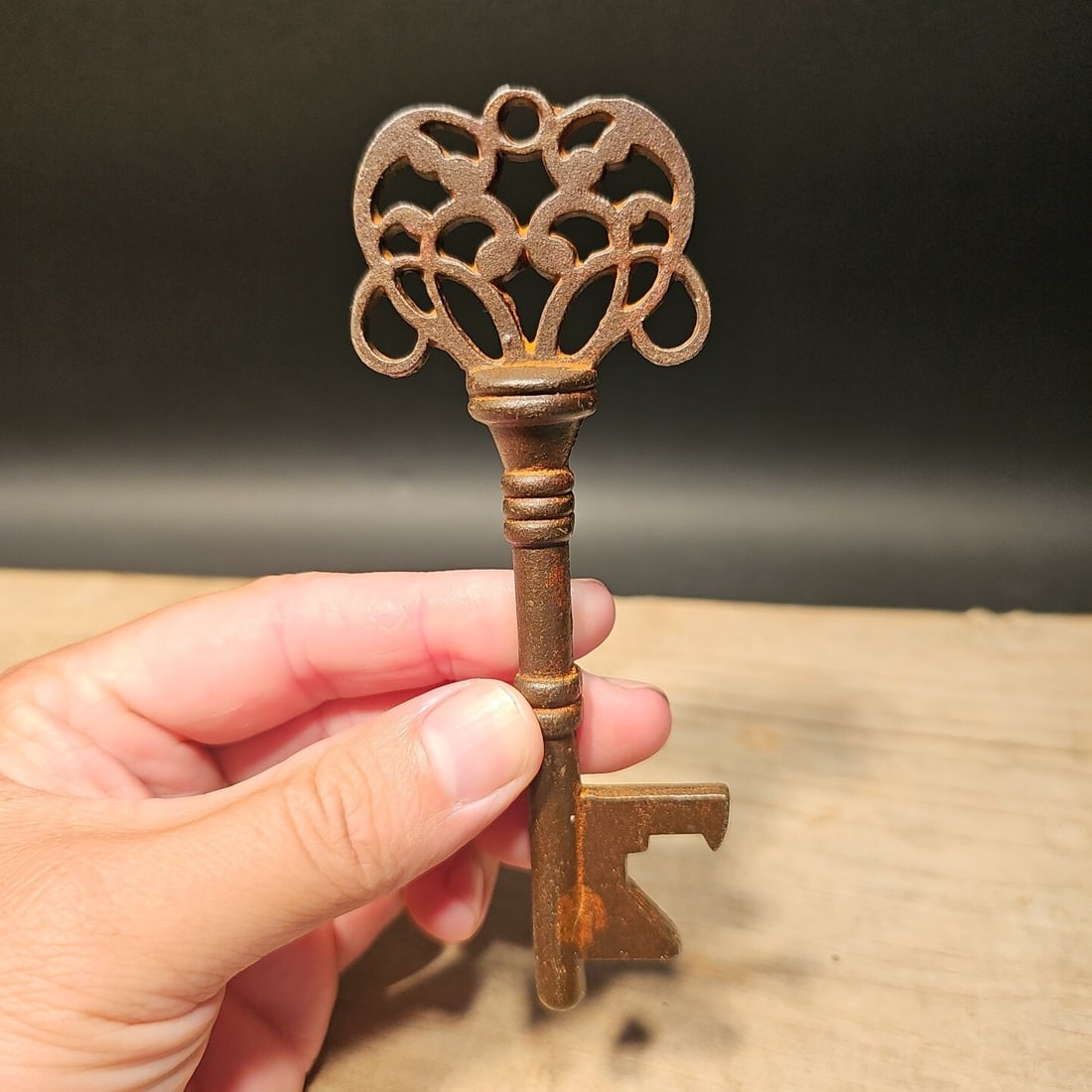 5 1/4" Large Iron Skeleton Key: Reserve: $15.00 Shipping: Domestic: Flat-rate of $8.00 to anywhere within the contiguous U.S. International: Foreign shipping rates are determined by destination. International shipping may be