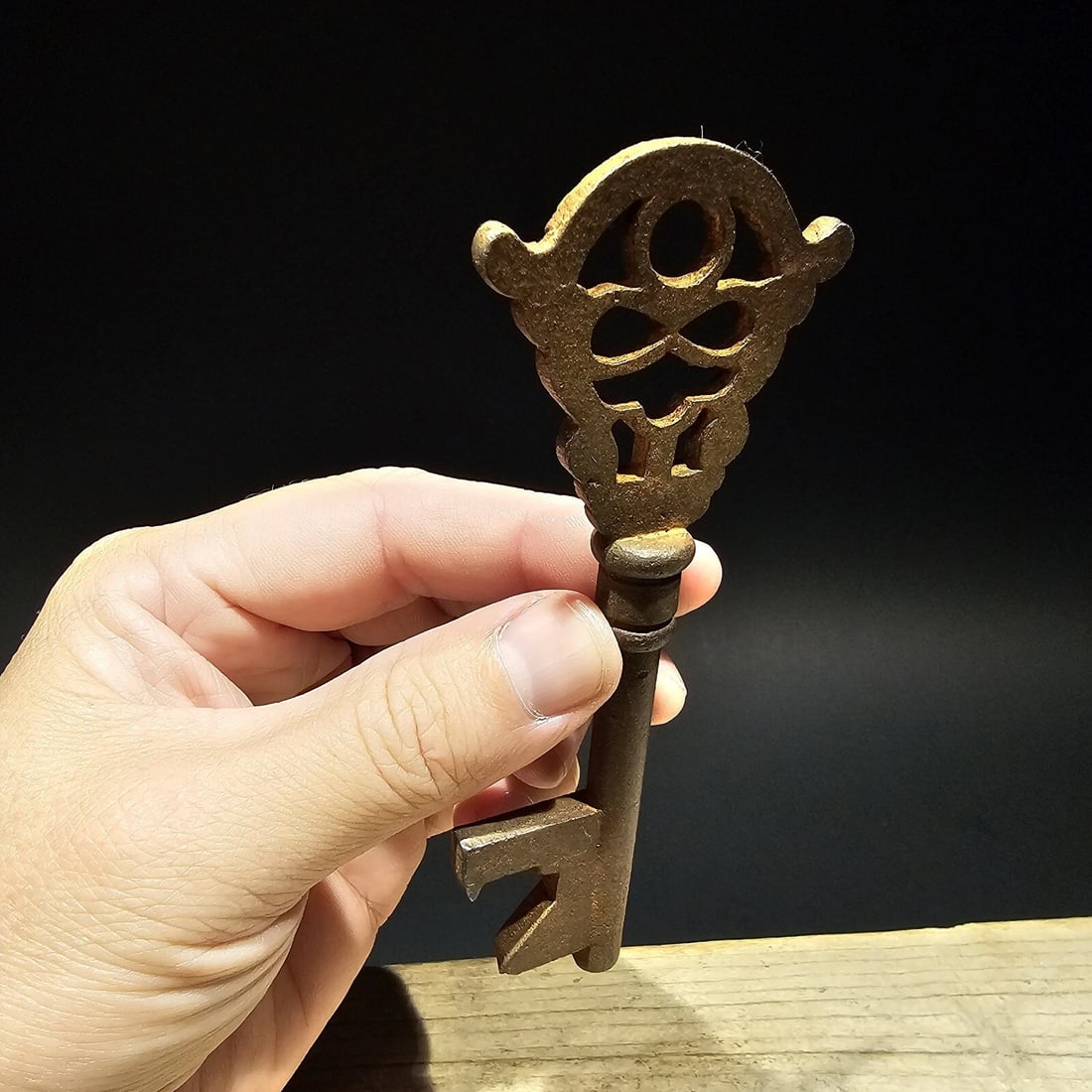 5" Iron Large Key - 10