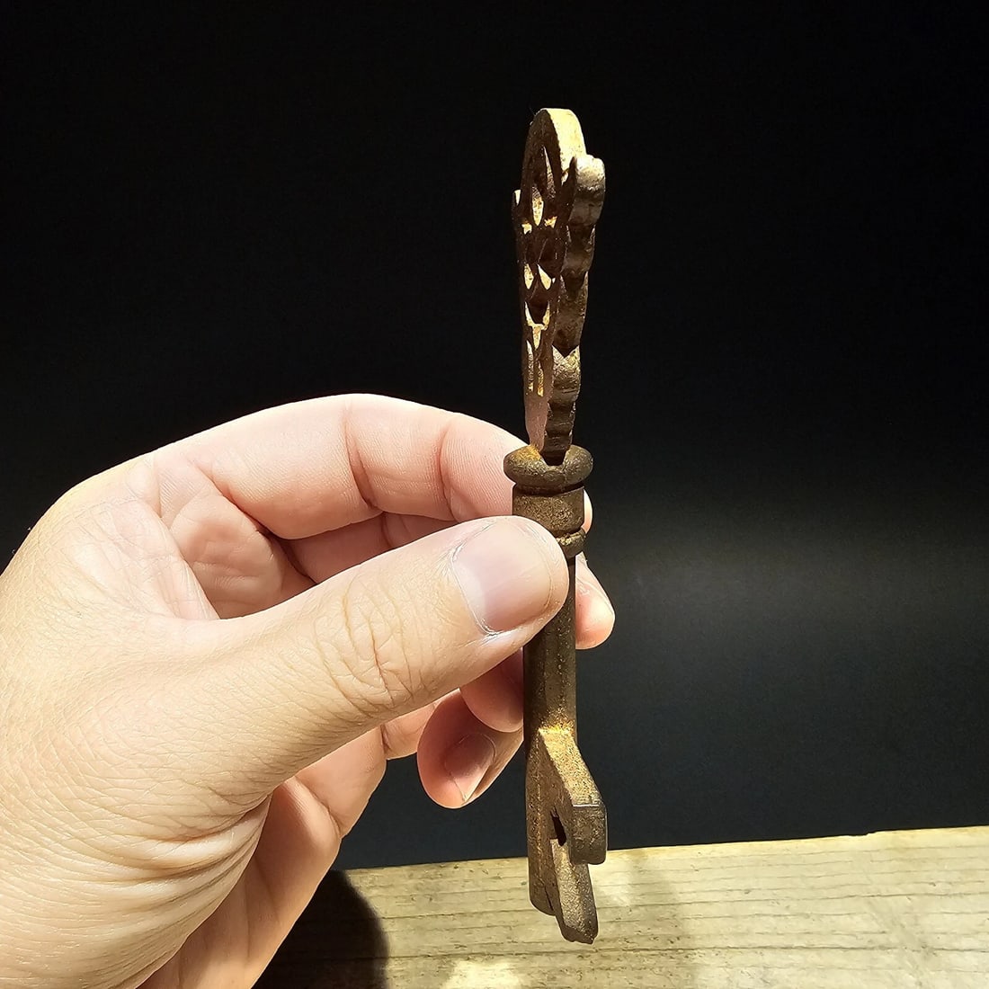 5" Iron Large Key - 8