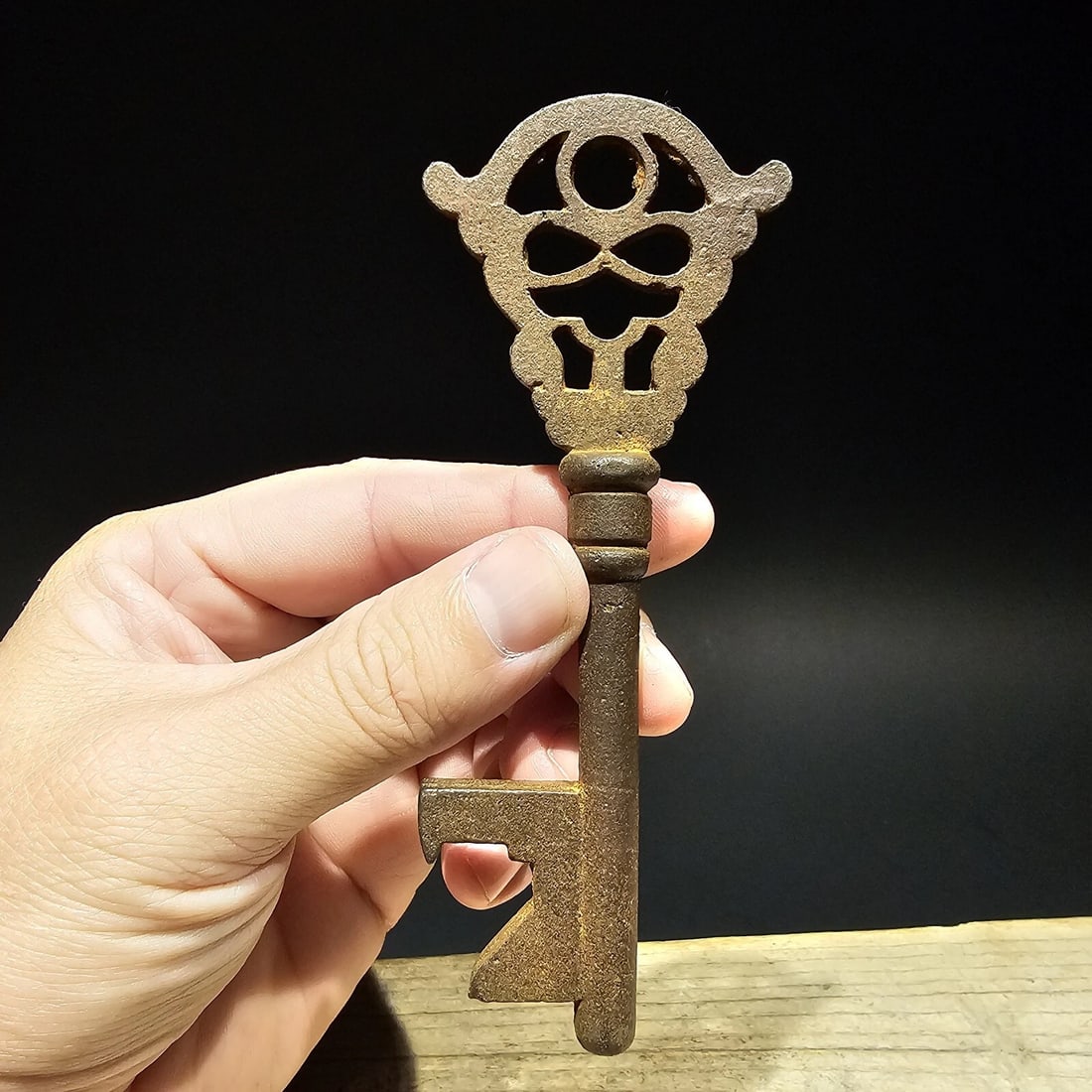 5" Iron Large Key - 9