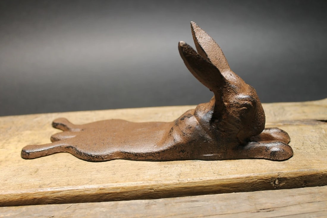 Cast Iron Door Stop Rabbit Hare Wedge Rust/Black - 3