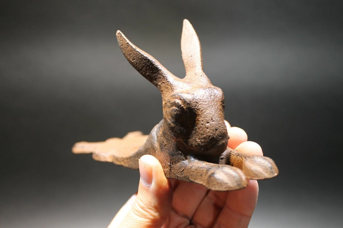 Cast Iron Door Stop Rabbit Hare Wedge Rust/Black - 8
