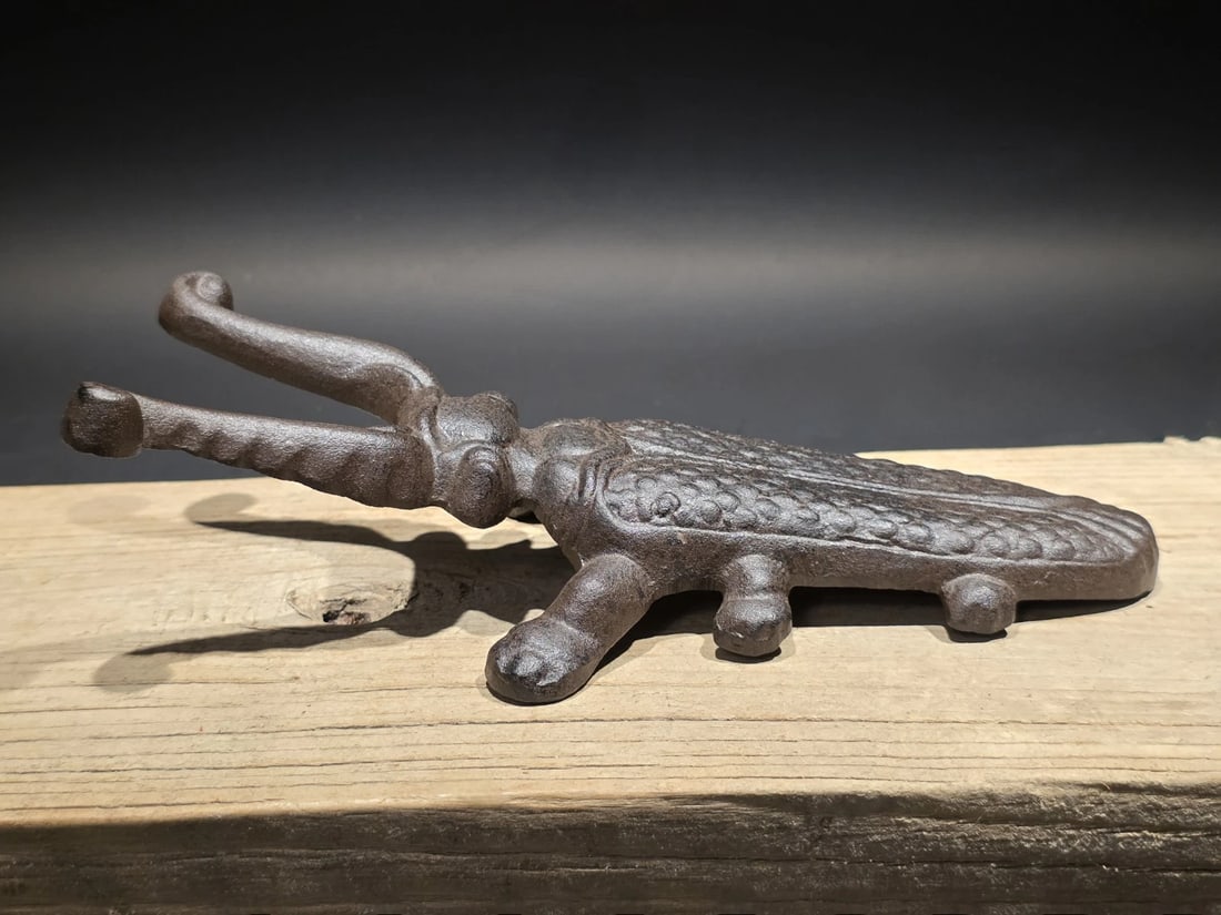 10" Cast Iron Beetle Boot Jack - 7