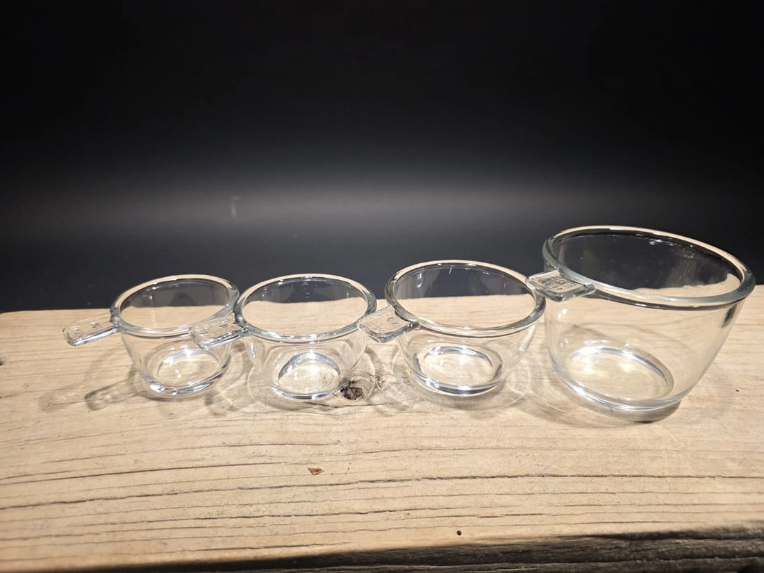 Crystal Clear Depression Glass 4pc Measuring Cup Set - 3