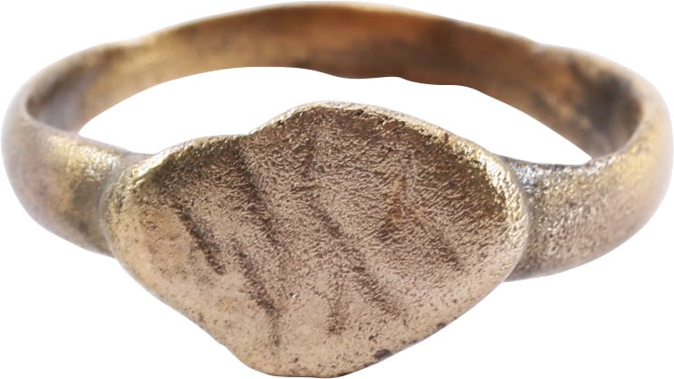 ROMAN RING, 2ND-5TH CENTURY AD, SIZE 8: Good quality with 3.0mm rounded band flaring to the shoulders. Rounded diamond shaped bezel which is cut with eight angled lines serving as a signet, which identified the owner and could be used to se