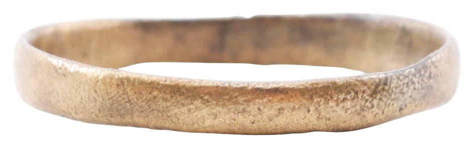 VIKING WOMAN'S WEDDING RING SIZE 9 1/4: 10th-11th century AD. Gilt bronze, size 9 1/4. 3.1mm band with rounded face. Surface lightly textured from burial. Professionally refurbished with the 24karat gold surface restored. Gift boxed with