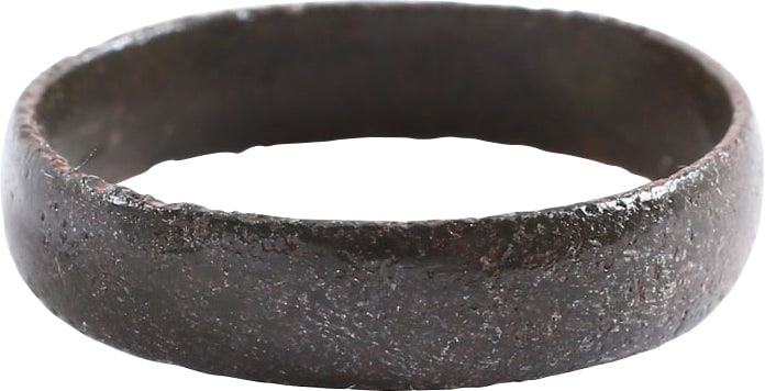 RARE COPPER VIKING RING, C.900-1050 AD, SIZE 13: Rare large size 13. 5.2mm width with well rounded face. Made by the lost wax process. As found condition with mottled red/brown patina. Vikings were expert metallurgists. The use of pure copper is