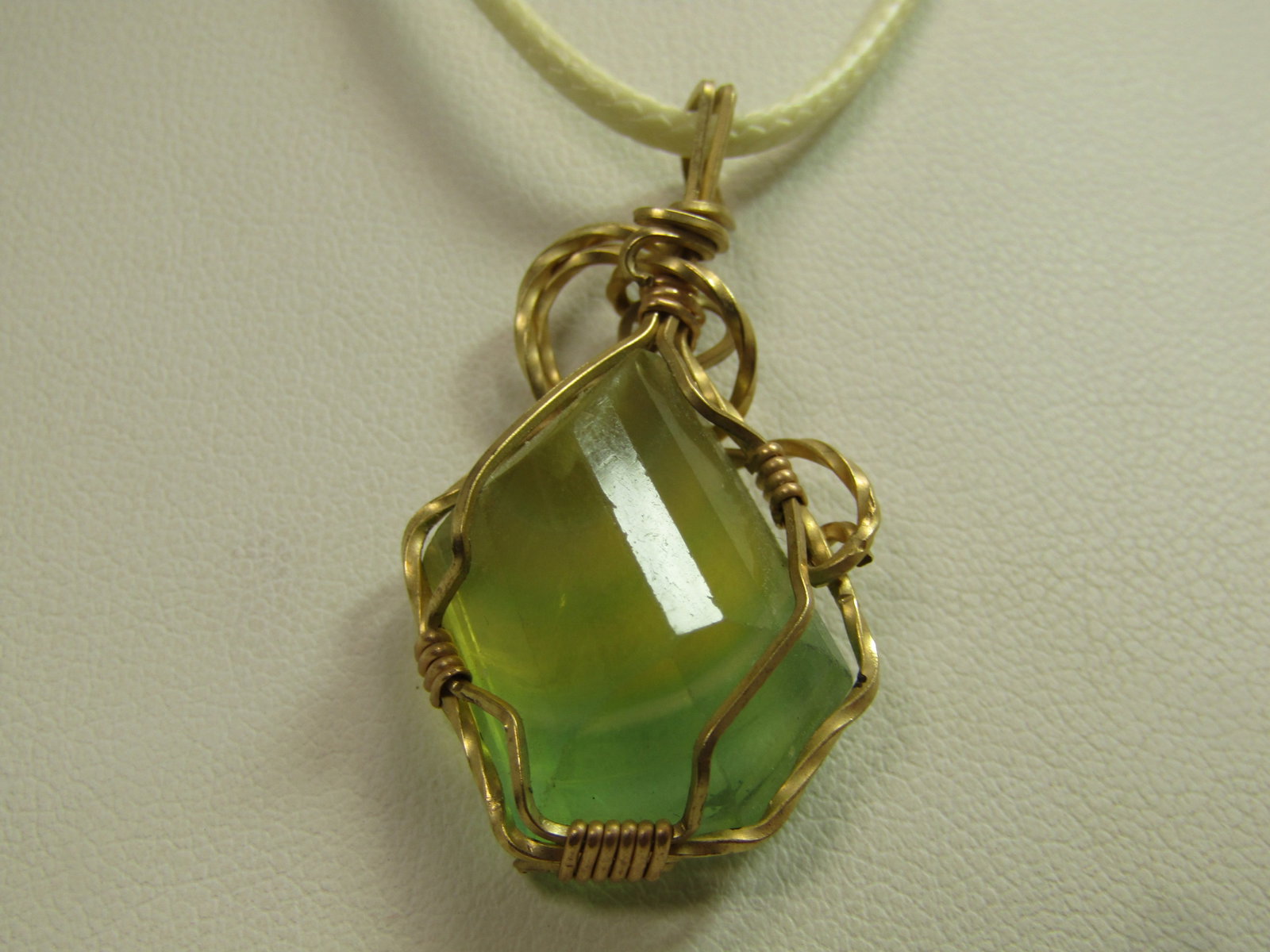 10Kt G.F. Wrapped Green/Yellow Natural Stone, Necklace, 18"-20", 1980's-1990's - 6