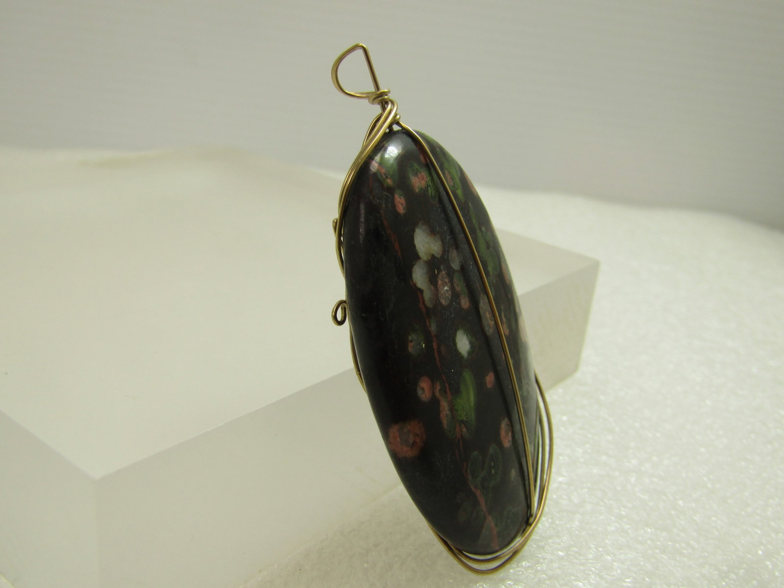 Wrapped Plum Blossom Jasper Pendant, 10kt G.F. Wire, 1980's-1990's - 3