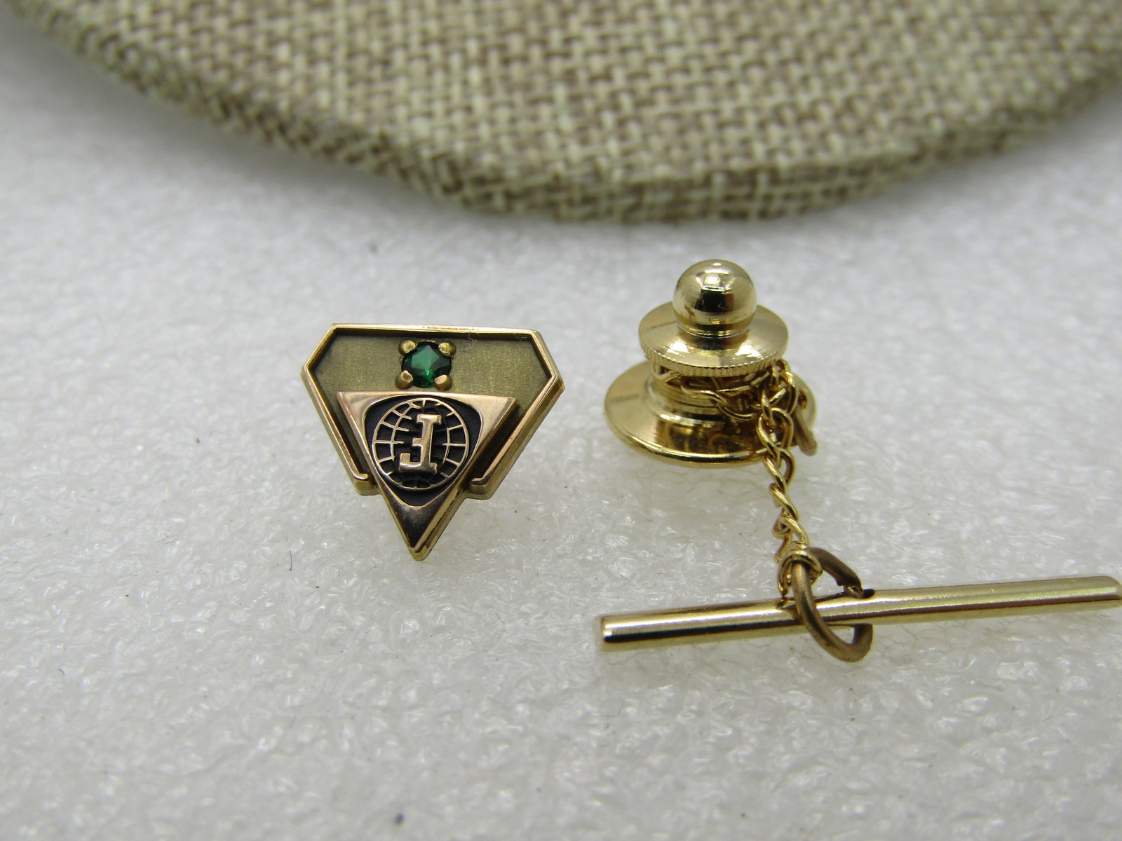 Vintage 10kt GF Emerald F World Logo Tack Pin, Button Chain - 2