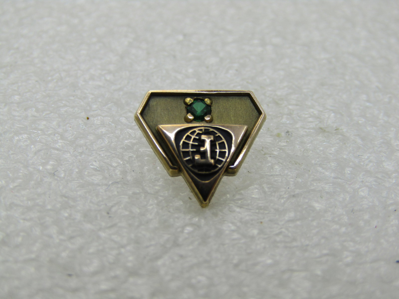 Vintage 10kt GF Emerald F World Logo Tack Pin, Button Chain - 3