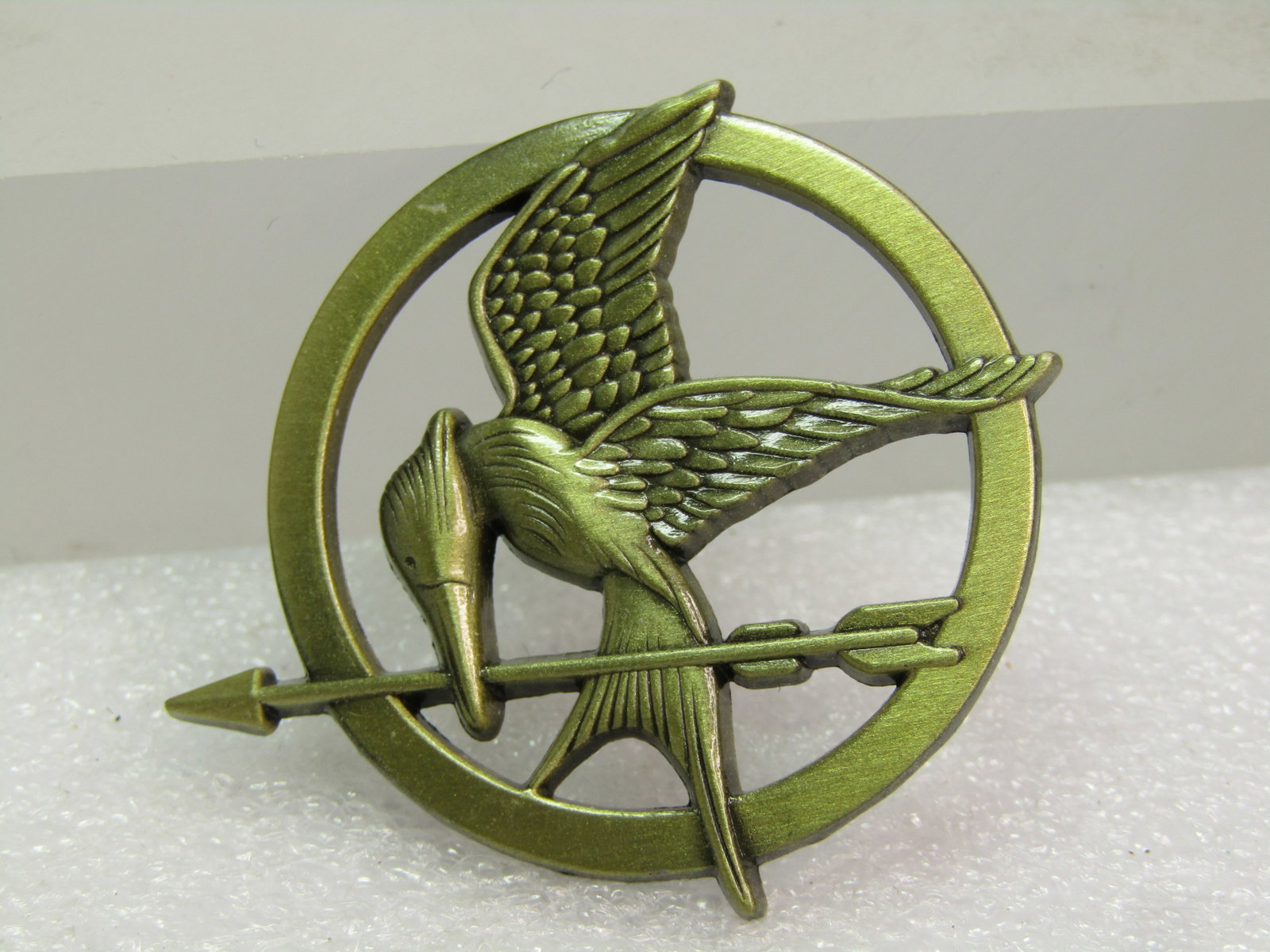 Hunger Games Mockingjay Tacck Pin. Signed L.G.F. - 3