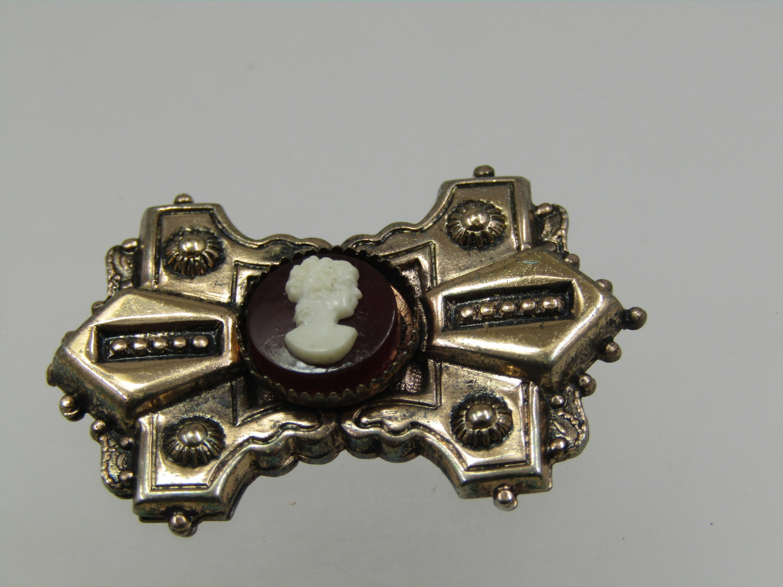 Vintage 10kt G.F. Cameo Brooch, 1930's, 1-3/8" - 2