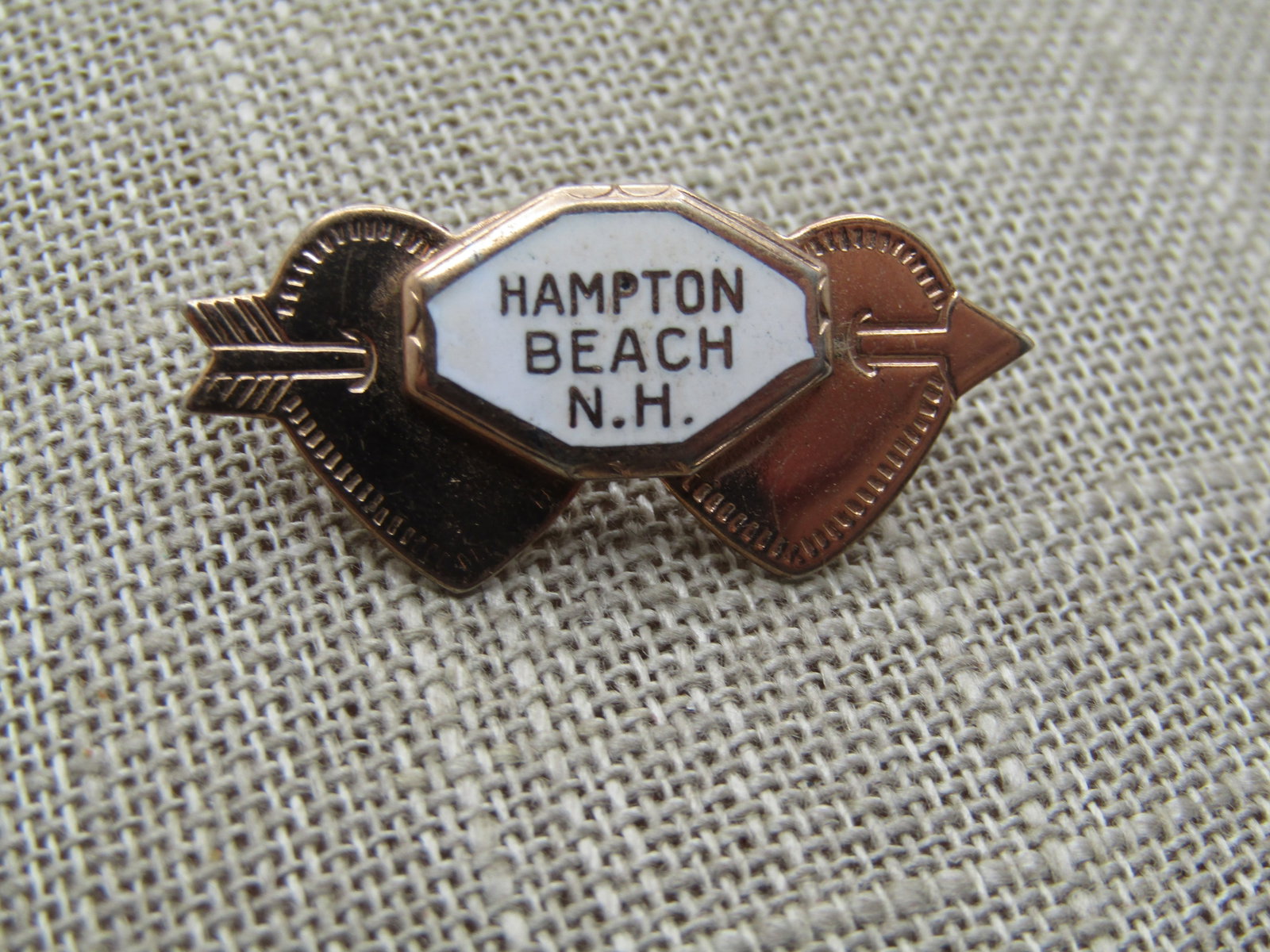 Vintage Double Heart Hampton Beach, N.H. Brooch, 1930's-1940's, C-Clasp, Gold Filled - 2