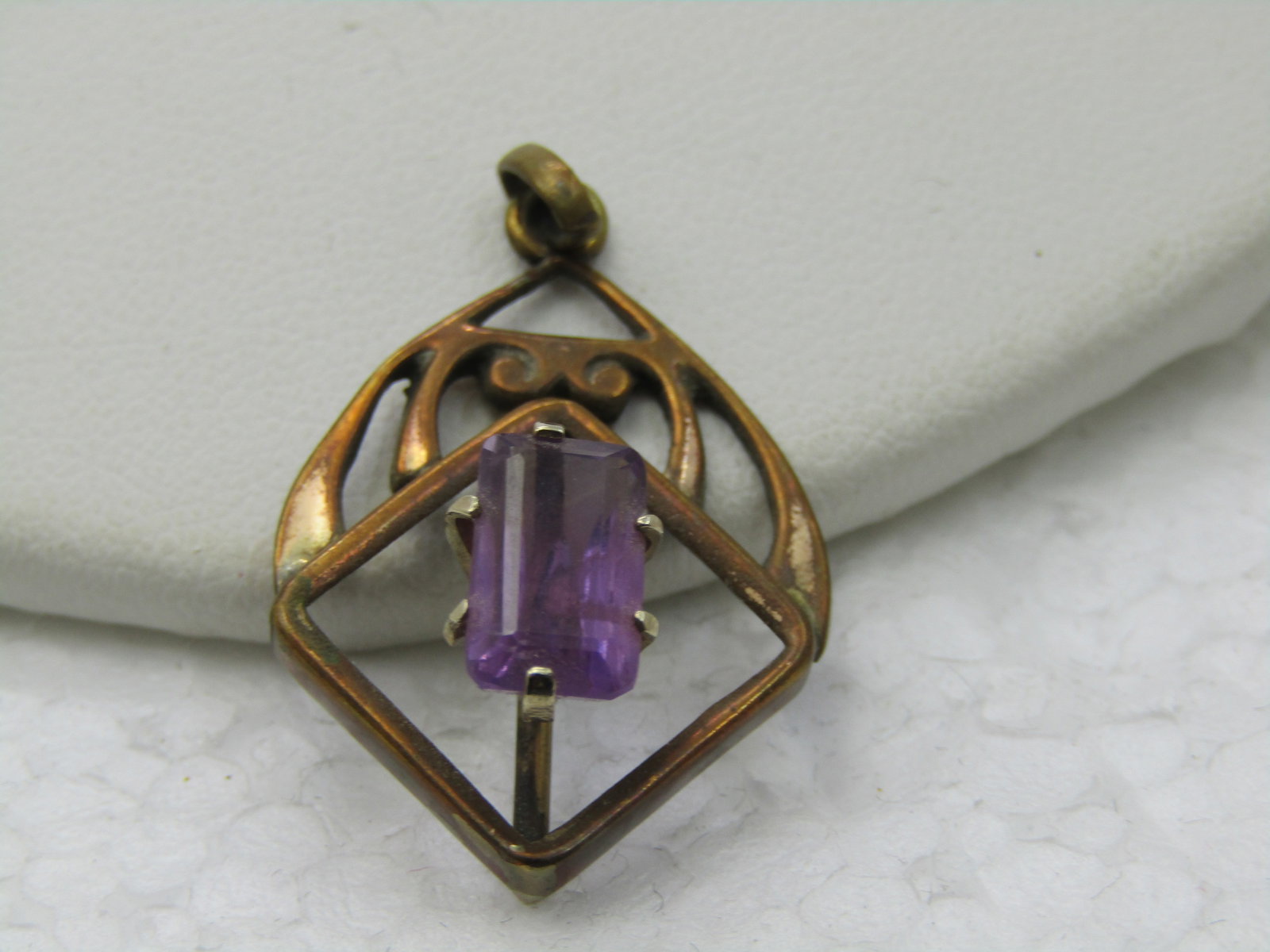 Vintage Art Noveau 10kt G.F. Amethyst Pendant, 1.25" , 2 CTW, Rose gold: Title: Vintage Art Noveau 10kt G.F. Amethyst Pendant, 1.25" , 2 CTW, Rose gold Description: Vintage Art Noveau 10kt G.F. Amethyst Pendant, 2 tcw+, 1.25" by nearly 7/8" wide, open design, raised 9.8mm 