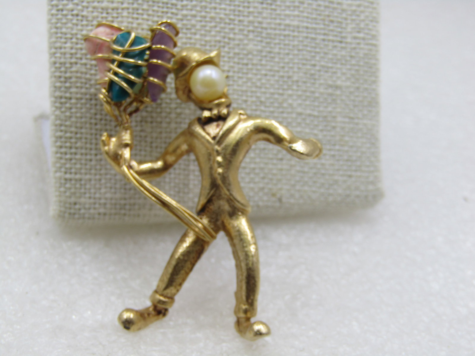 Vintage Balloon Mime/Salesman Brooch, Agate Balloons, Mid-Century - 3