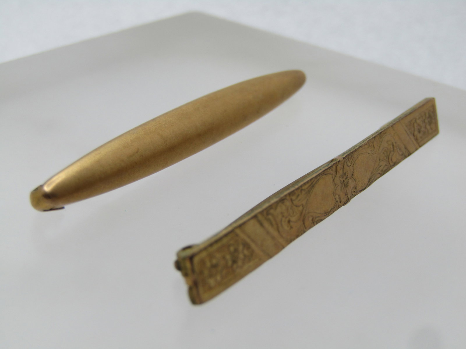 Vintage Pair of Bar Pins, Early 1900's - 3