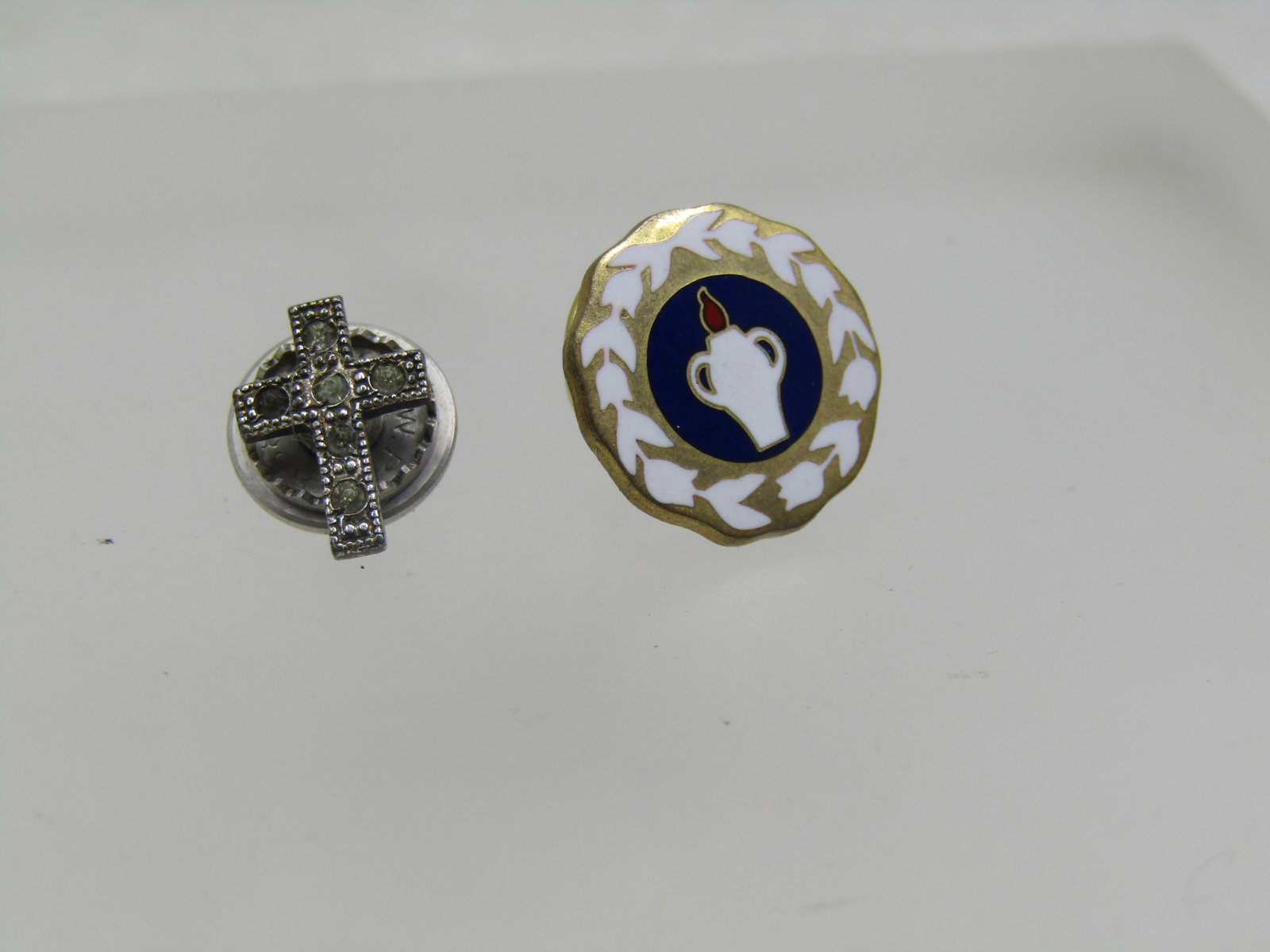 Vintage 10kt GF and Sterling Gideon's and Cross Tack/Lapel Pins (1 of 4)