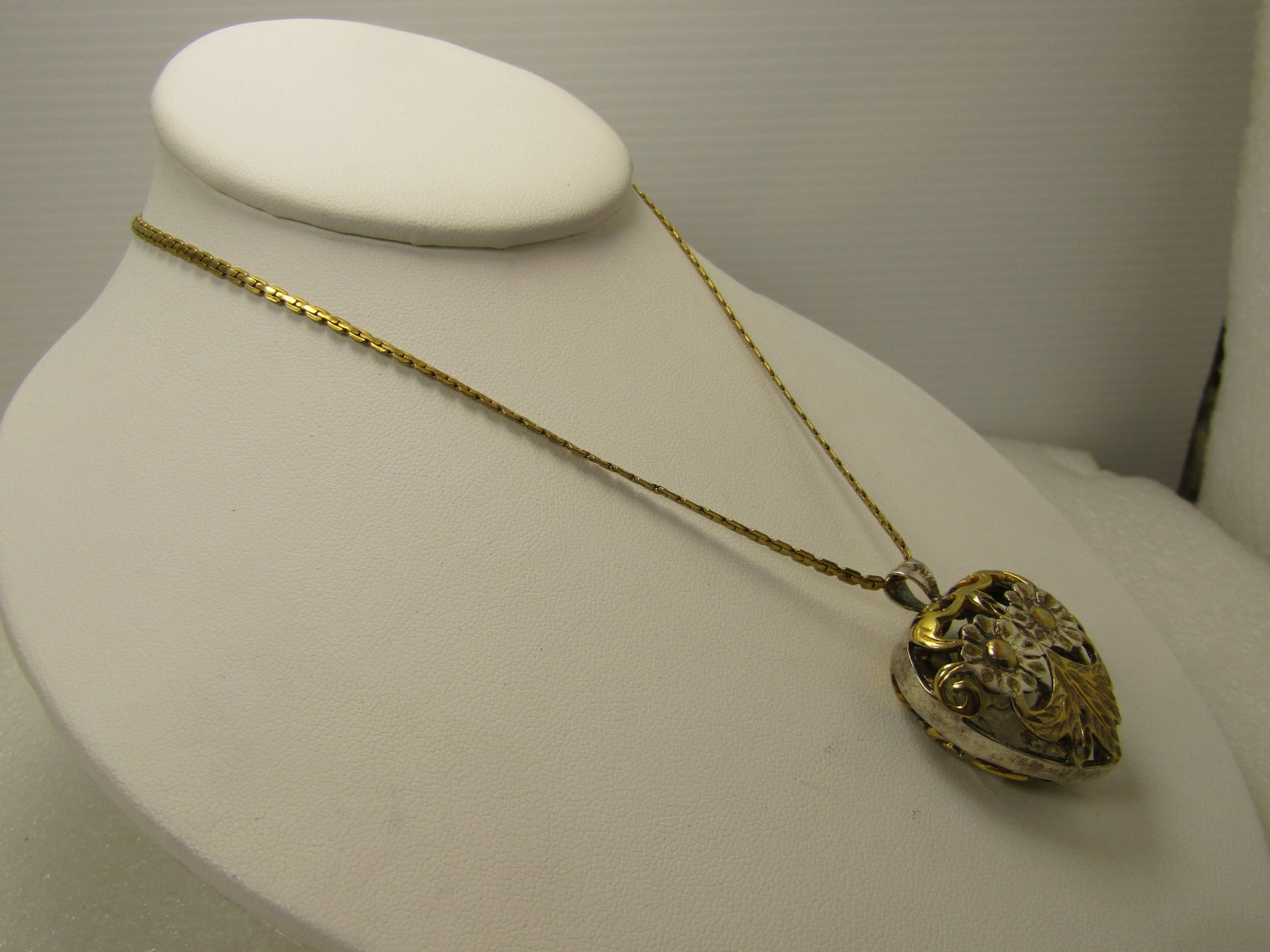 Vintage Caged Floral Heart Pendant Necklace, .925/Gold Filled, 22" - 3