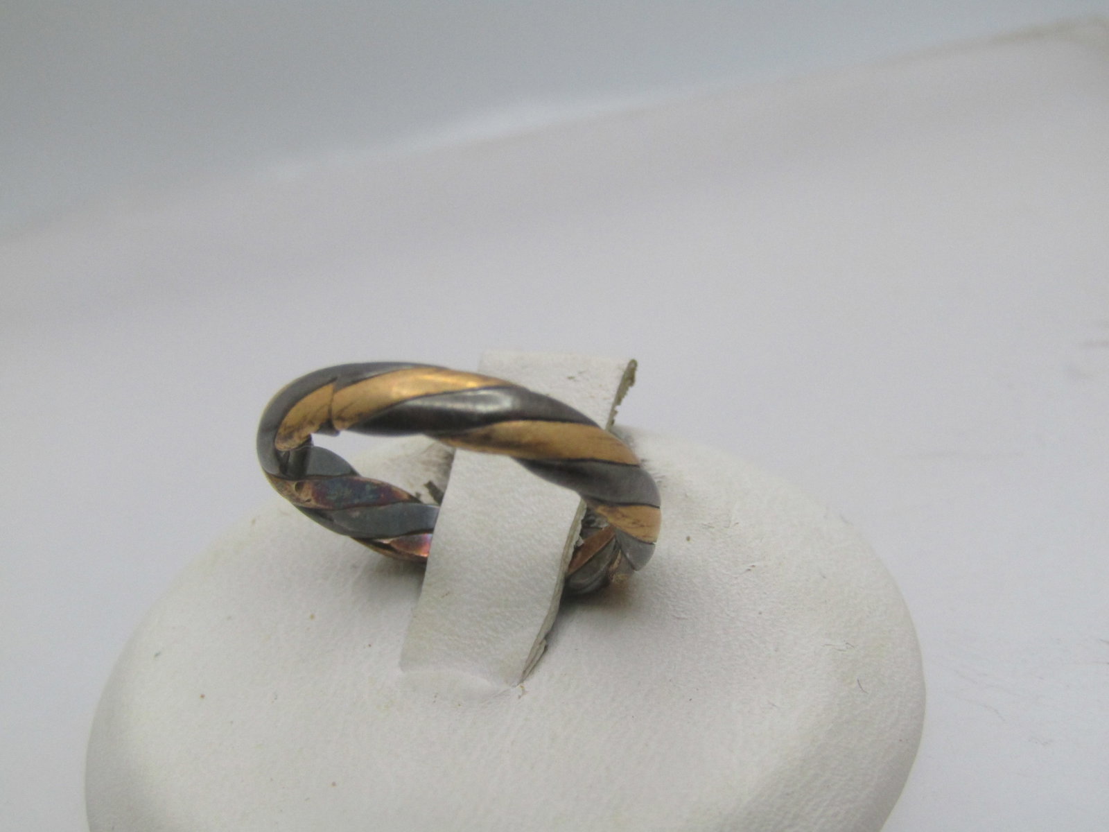 Vintage Sterling and 14kt GF Ring/Band, Twisted, Sz. 5, 1970's-1980's, 3mm: Title: Vintage Sterling and 14kt GF Ring/Band, Twisted, Sz. 5, 1970's-1980's, 3mm Description: Vintage Sterling and 14kt GF Ring/Band, Twisted, Sz. 5, 1970's-1980's, 3mm. It is signed what looks like
