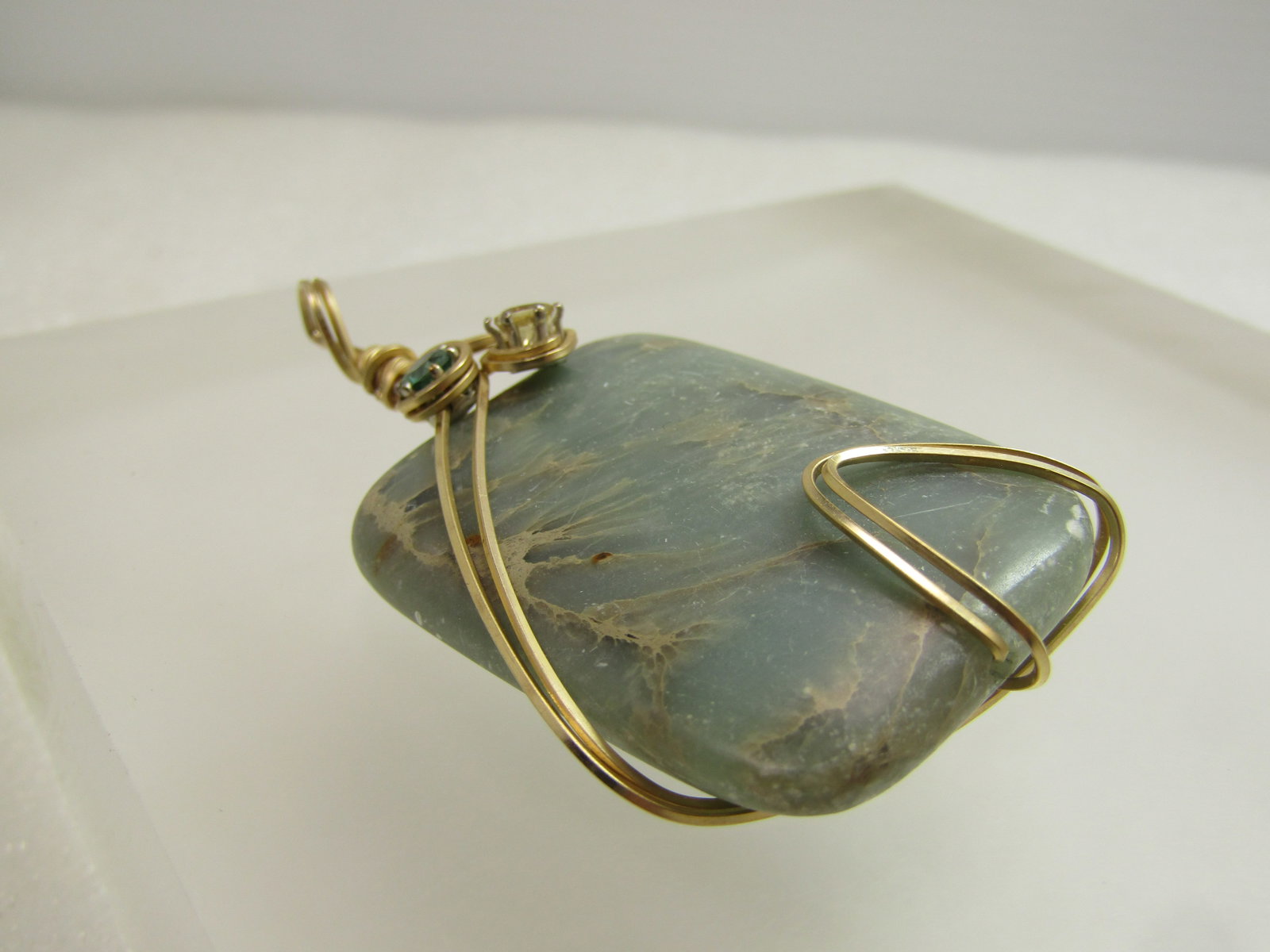 Vintage Green Quartz/Agate/Spinel Wrapped Stone Pendant, 10kt G.F. - 5