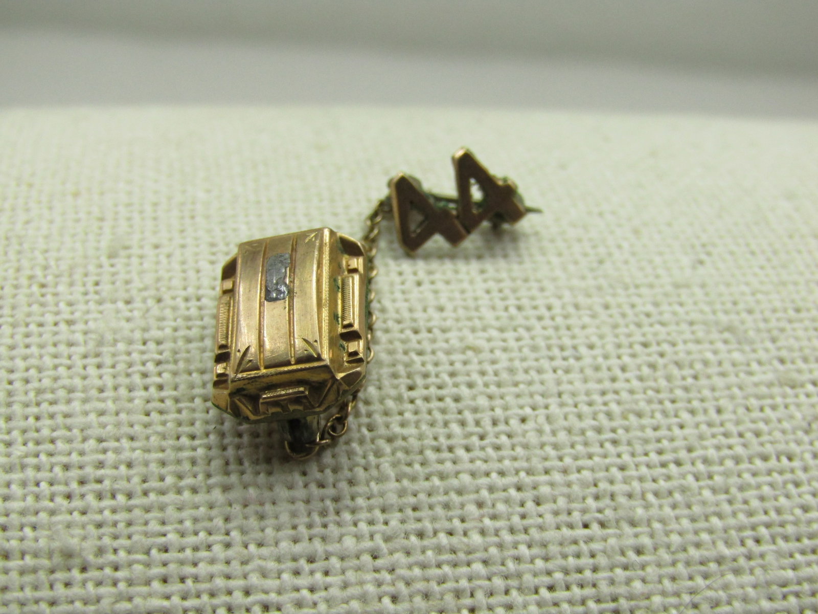 Vintage 10Kt G.F. Class Pin, 44 on Chain (1 of 5)