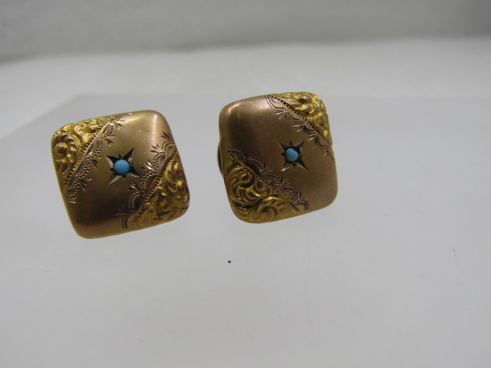 Vintage 12kt G.F. Victorian Tuxedo Studs/Cufflinks, Turquoise Stone, 1800's: Title: Vintage 12kt G.F. Victorian Tuxedo Studs/Cufflinks, Turquoise Stone, 1800's Description: Vintage 12kt G.F. Victorian Tuxedo Studs/Cufflinks, Turquoise Stone, 1800's with scrolled engraved desig