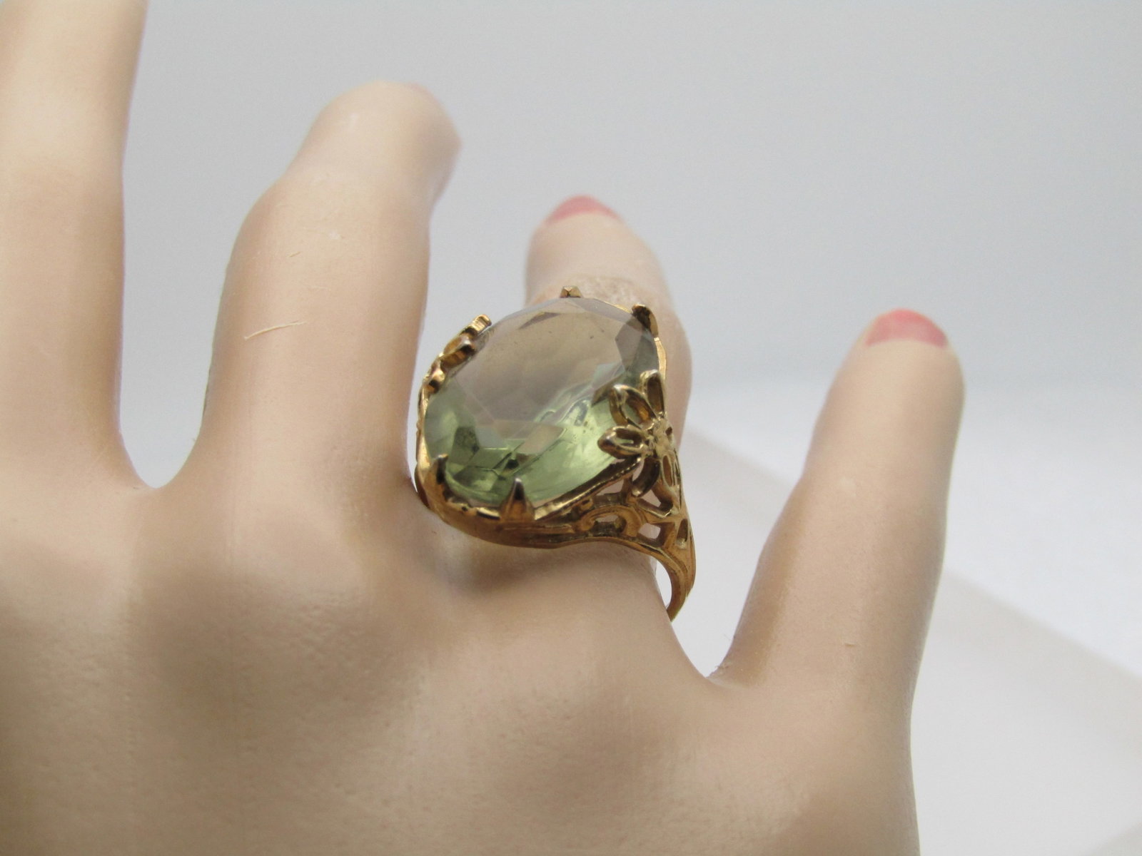 Vintage 10kt GP Pale Green Stone Ring, Signed Uncas, Size 9, Mid-Century - 6