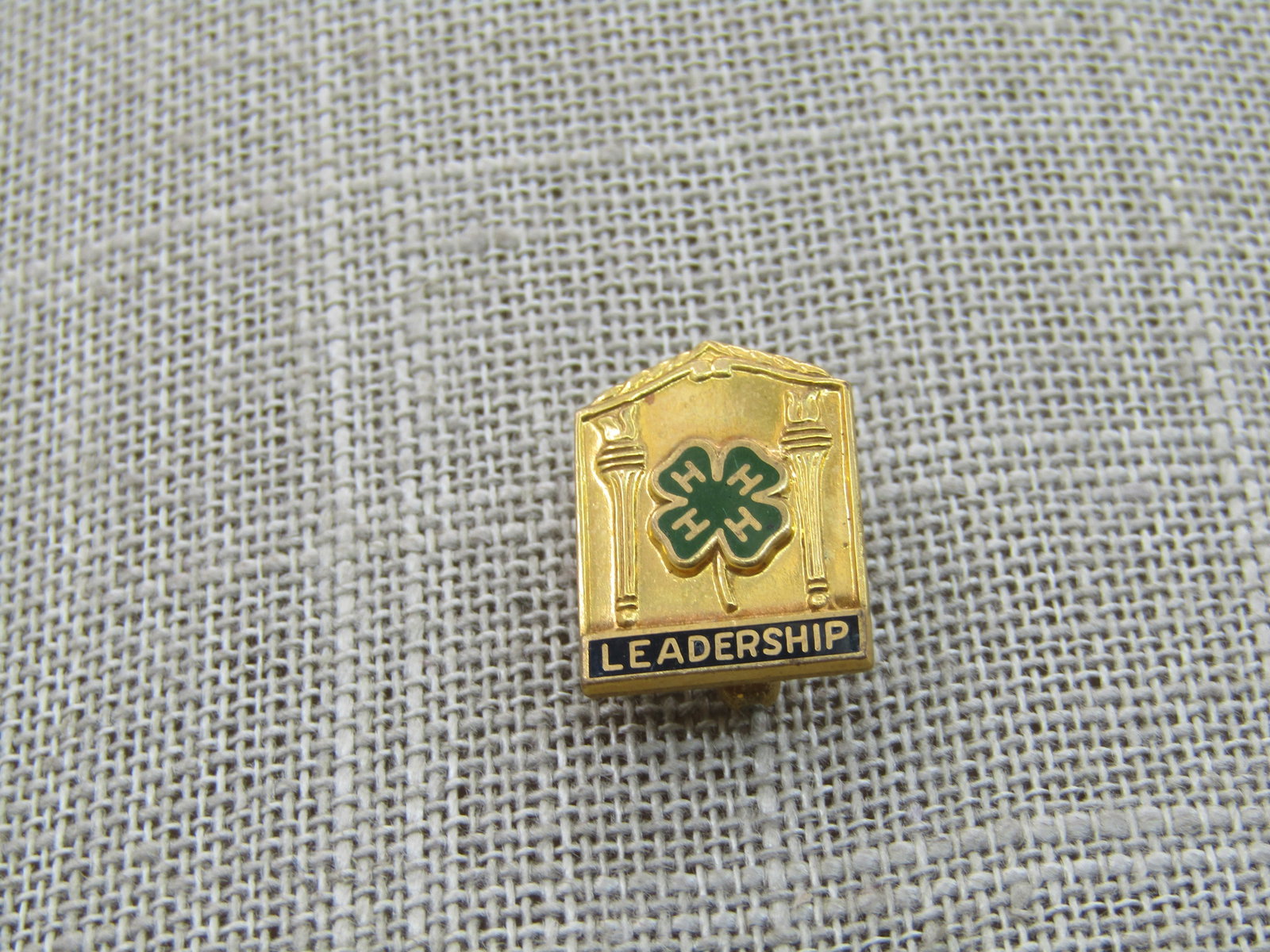 Vintage 4 H Leadership Brooch, Enameled, 1/20 10kt G.F. Sears Roebuck Award (1 of 5)