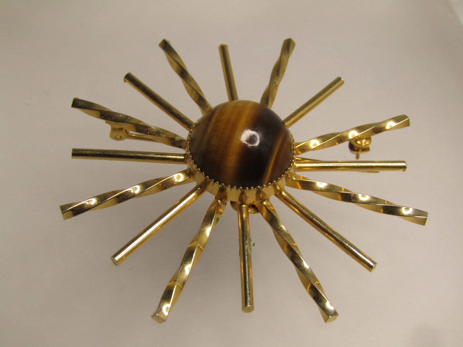 Vintage Tiger's Eye Sunburst Brooch, Signed Burt Cassell 1/20 12kt G.F, 1960's. - 2