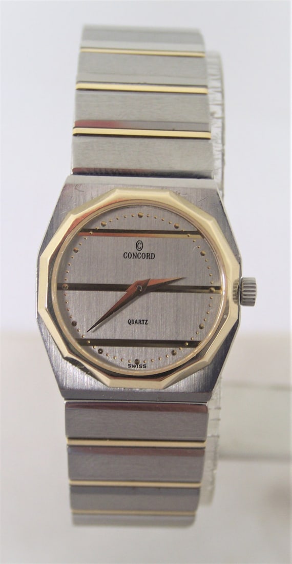 18k & S/Steel CONCORD MARINER SG Ladies Quartz Watch 15 61 145 V14 SERVICED: 18k & S/Steel CONCORD MARINER SG Ladies Quartz Watch 15 61 145 V14 SERVICED This Ladies Concord watch is Swiss made Great present for yourself or someone you love! * Stainless Steel case & bracelet wi