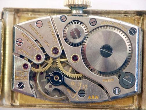 Solid 14k WITTNAUER Ladies Winding Watch 1940s* EXLNT - 9