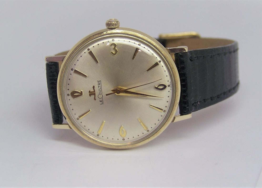 Vintage 14k JAEGER-LeCOULTRE Winding Watch 6009* 1960s Cal 830/CW* SERVICED: Vintage 14k JAEGER-LeCOULTRE Winding Watch 1960s Cal 830/CW EXLNT SERVICED? Great present for yourself or someone you love as well as for vintage collectors or enthusiasts! * Solid 14k yellow gold